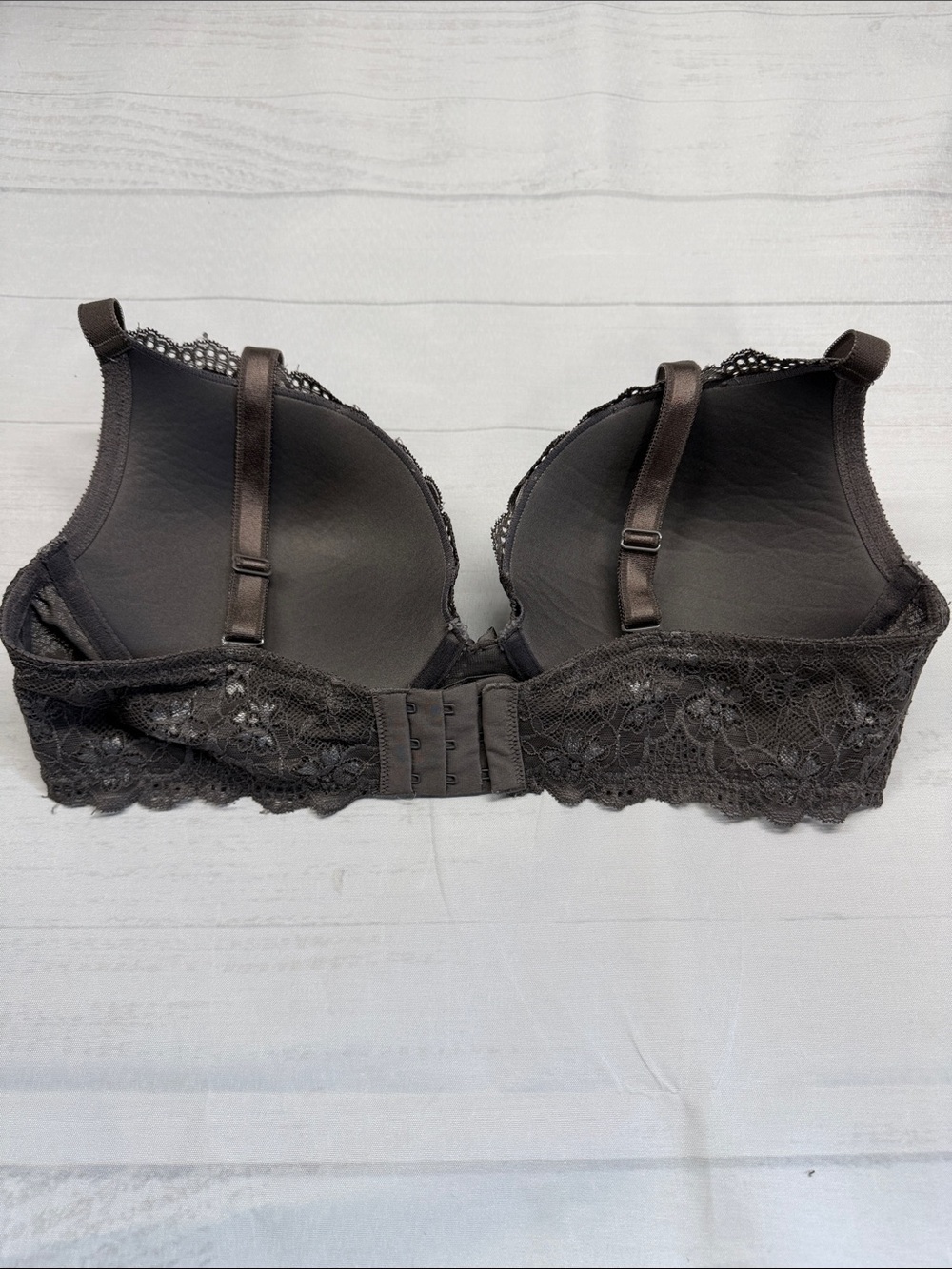 Torrid Gray Lace Push Up Plunge Bra Size 38D - Picture 3 of 6